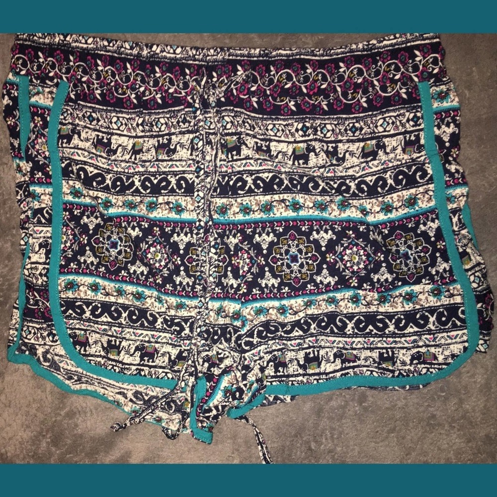 E2 Clothing Mandala Elephant Print Pull-On Shorts